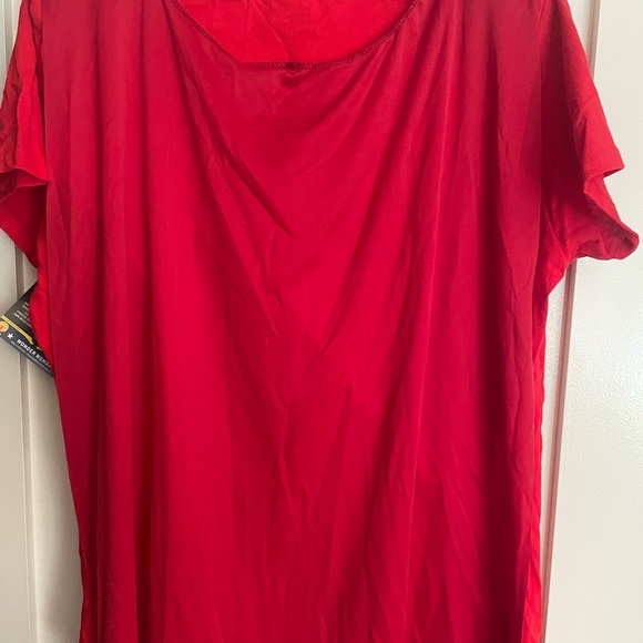 Wonder Woman shirt - Picture 2 of 6